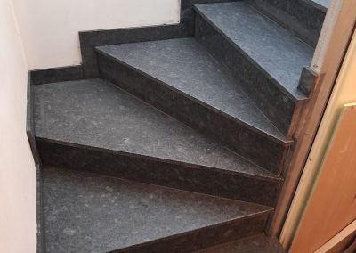 339 schody steel grey